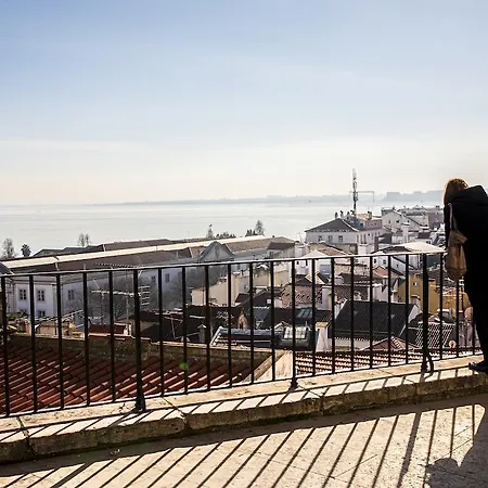 Alfama River Flat شقة