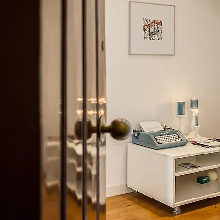 Alfama River Flat